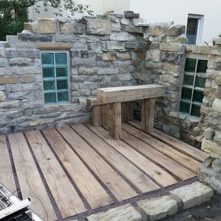 Grillplatz aus Eichenschwellen