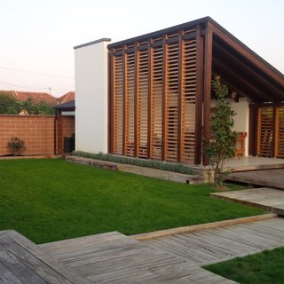 Terrasse aus Eichenschwellen