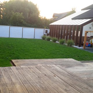 Terrasse aus Eichenschwellen